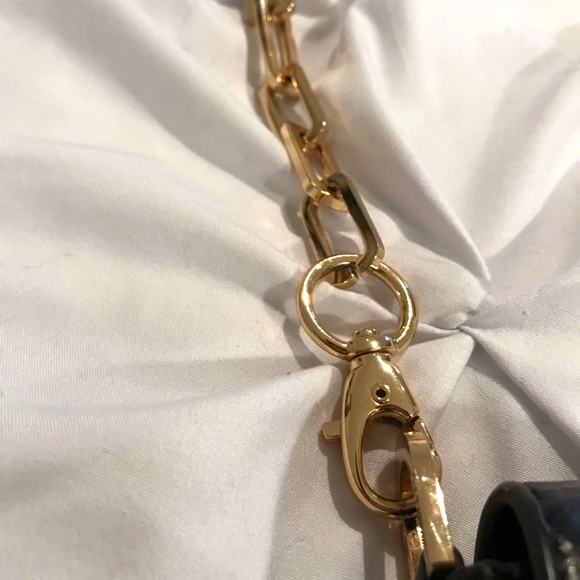 TORY BURCH — Logo Gold Chain Black Leather Clutch - Picture 4 of 9